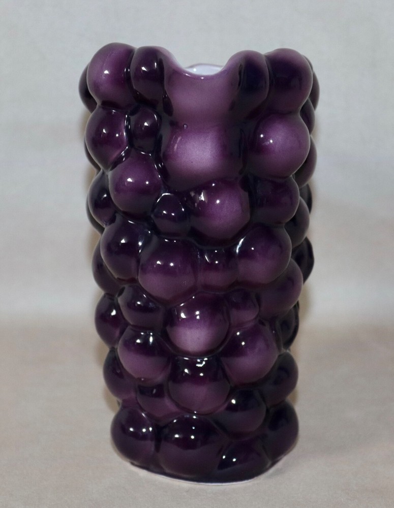 Lefton Grape Cluster Handled Pitcher #641 Red Foil Sticker 1953 - 1971