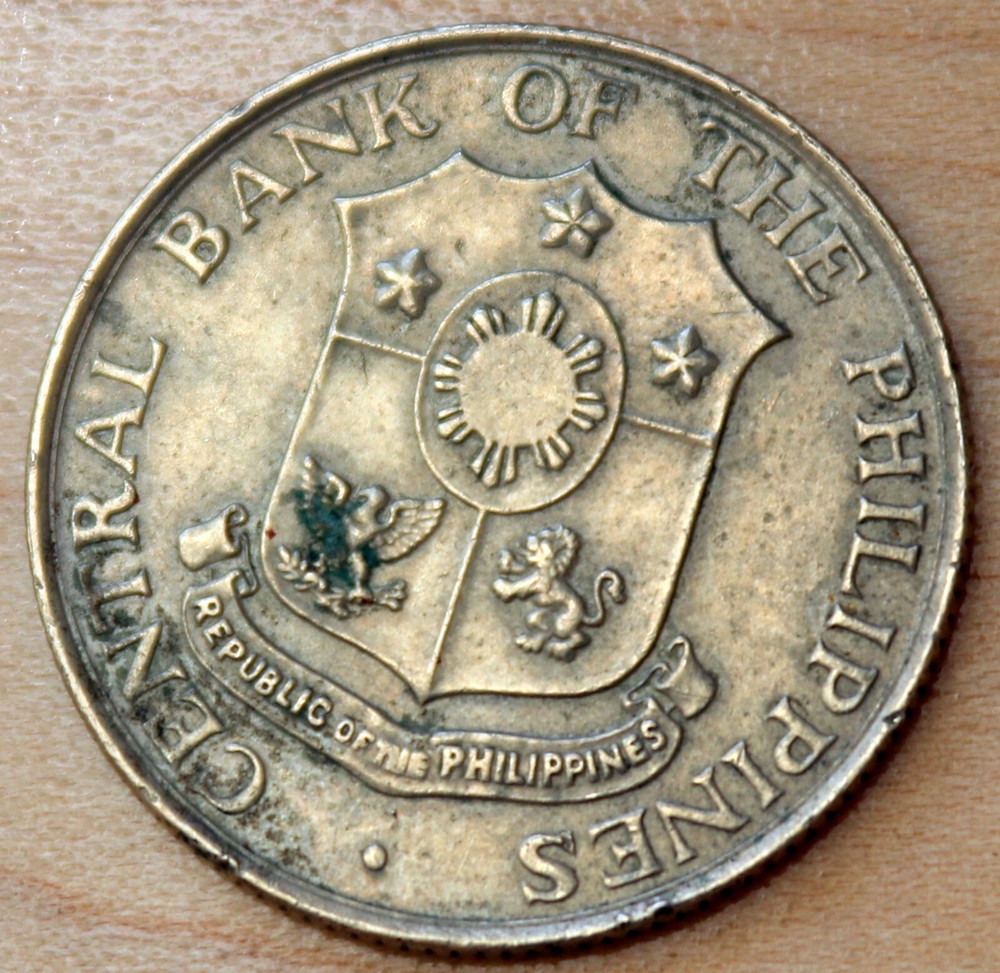 1966 Philippines 25 Centavos Large Date
