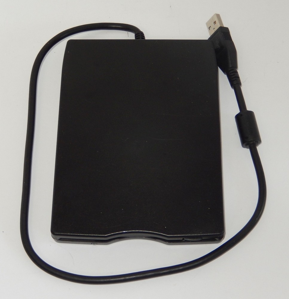 Targus USB External 3.5" Floppy Drive Model PA905U 10 FD-05PUW MODEL A: TEAC.