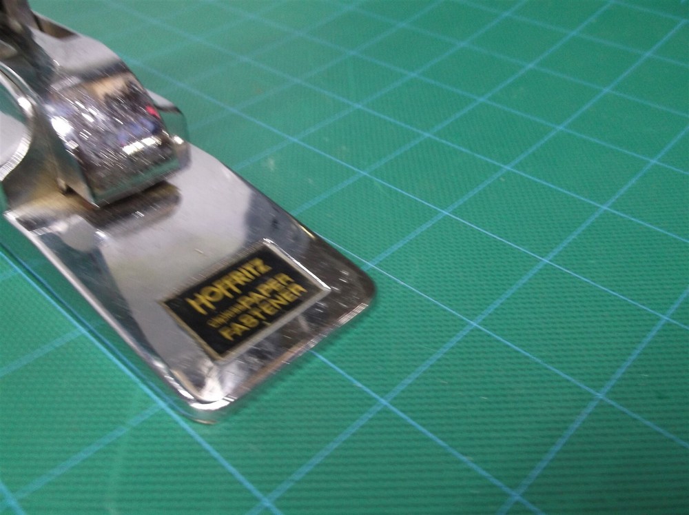 Heavy Chrome Metal Eagle Clipless Paper Fastener Stapleless Stapler