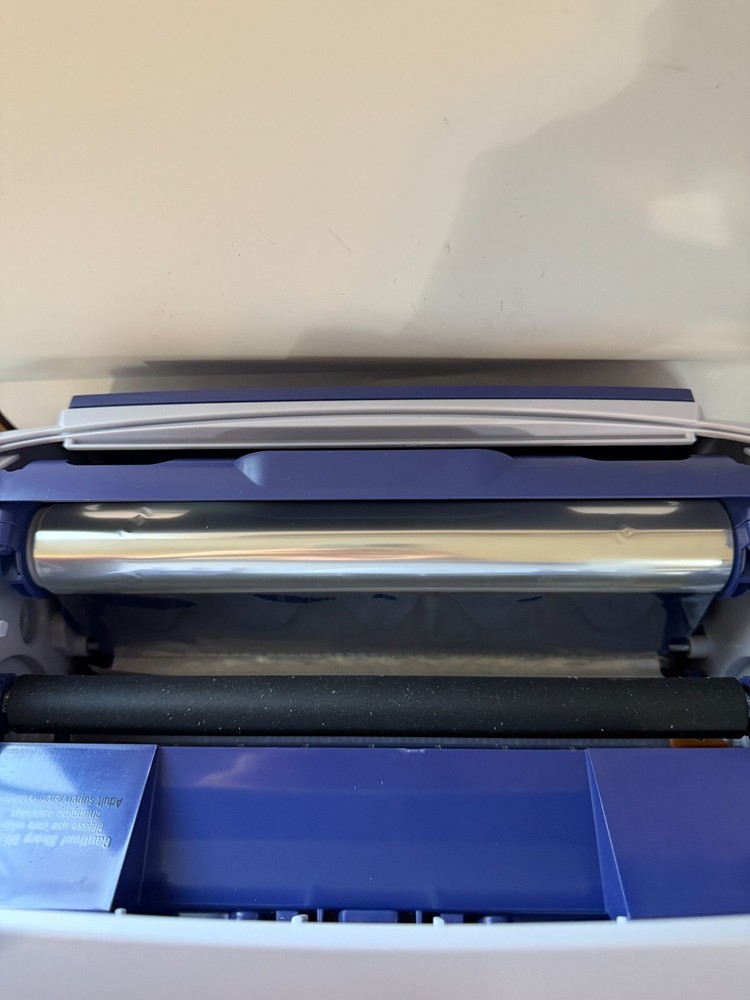 Xyron 900 Laminator Sticker, Magnet, Label Maker Laminator Machine