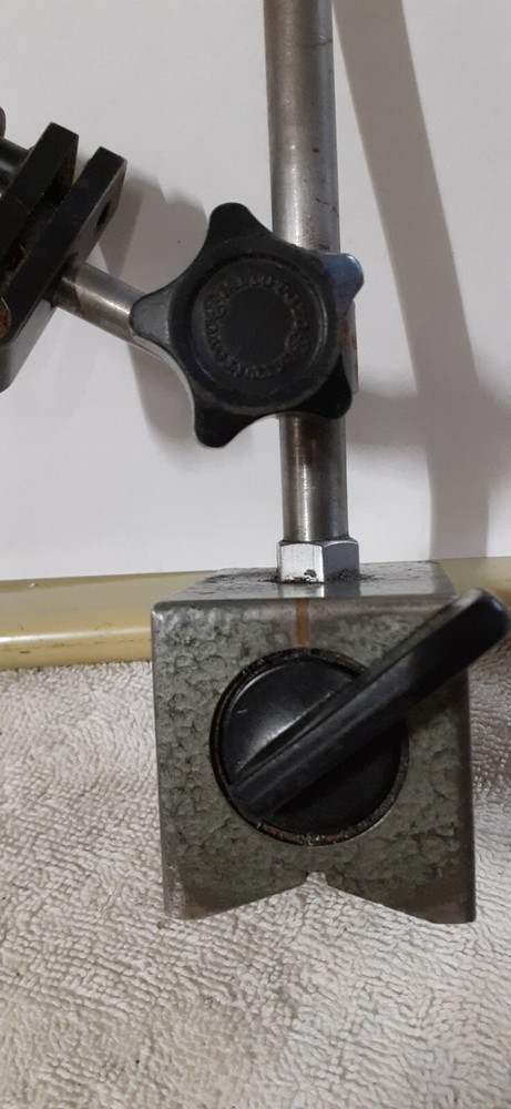 Machinist Tools Mitutoyo Magnetic Base Indicator Holder