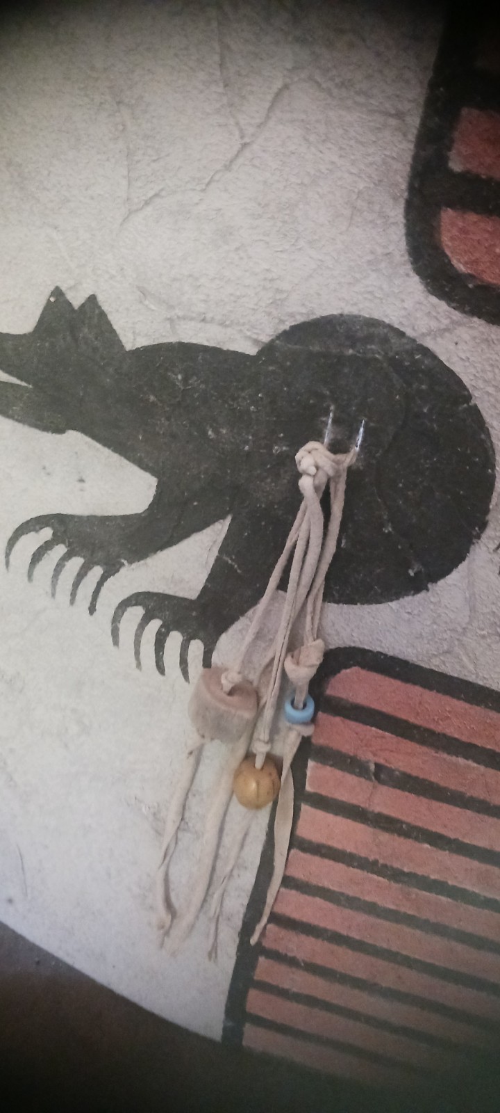 ** AWESOME NATIVE AMERICAN WALL ART PAINTED BISON SHIELD DISPLAYS BEAUTIFUL**