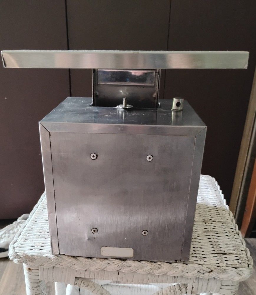 Edlund SF-2 Counter Scale Fixed Dial 32 Ounce Weighs Accurate