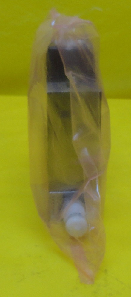 UNIT Instruments UFC-1110A Mass Flow Controller MFC 1100A 20 SLM N2 Refurbished