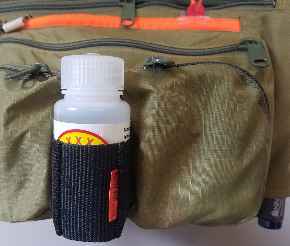 Upright Floatant Holders for larger containers