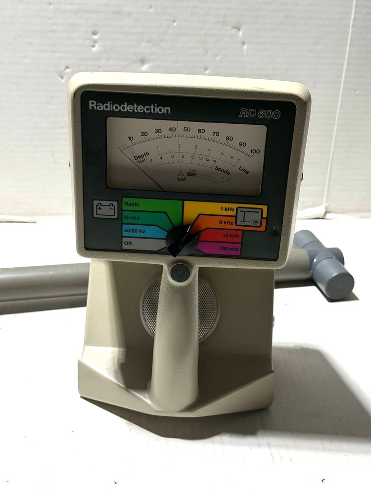 Radiodetection RD600 precision cable and pipe locator