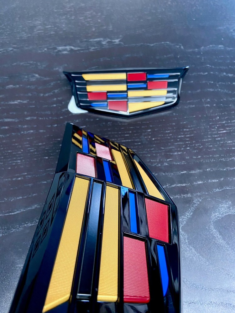 2015-2020 Escalade Bowties -Grille & Liftgate Emblems Black Edge Gloss