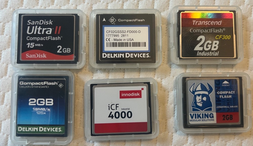 Set Of 2 -2.0GB CF Compact Flash Memory Cards