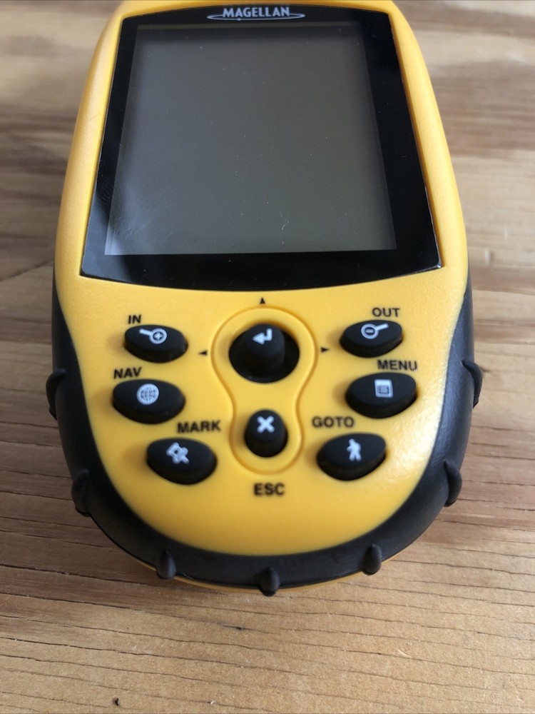 Magellan Explorist 200 Handheld Portable GPS Navigation System With Case