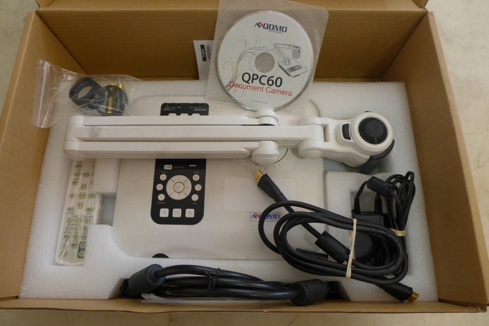 R20 QOMO HITE VISION QPC60 SCIENCE CAM / DOCUMENT CAMERA W CD / CORDS & REMOTE