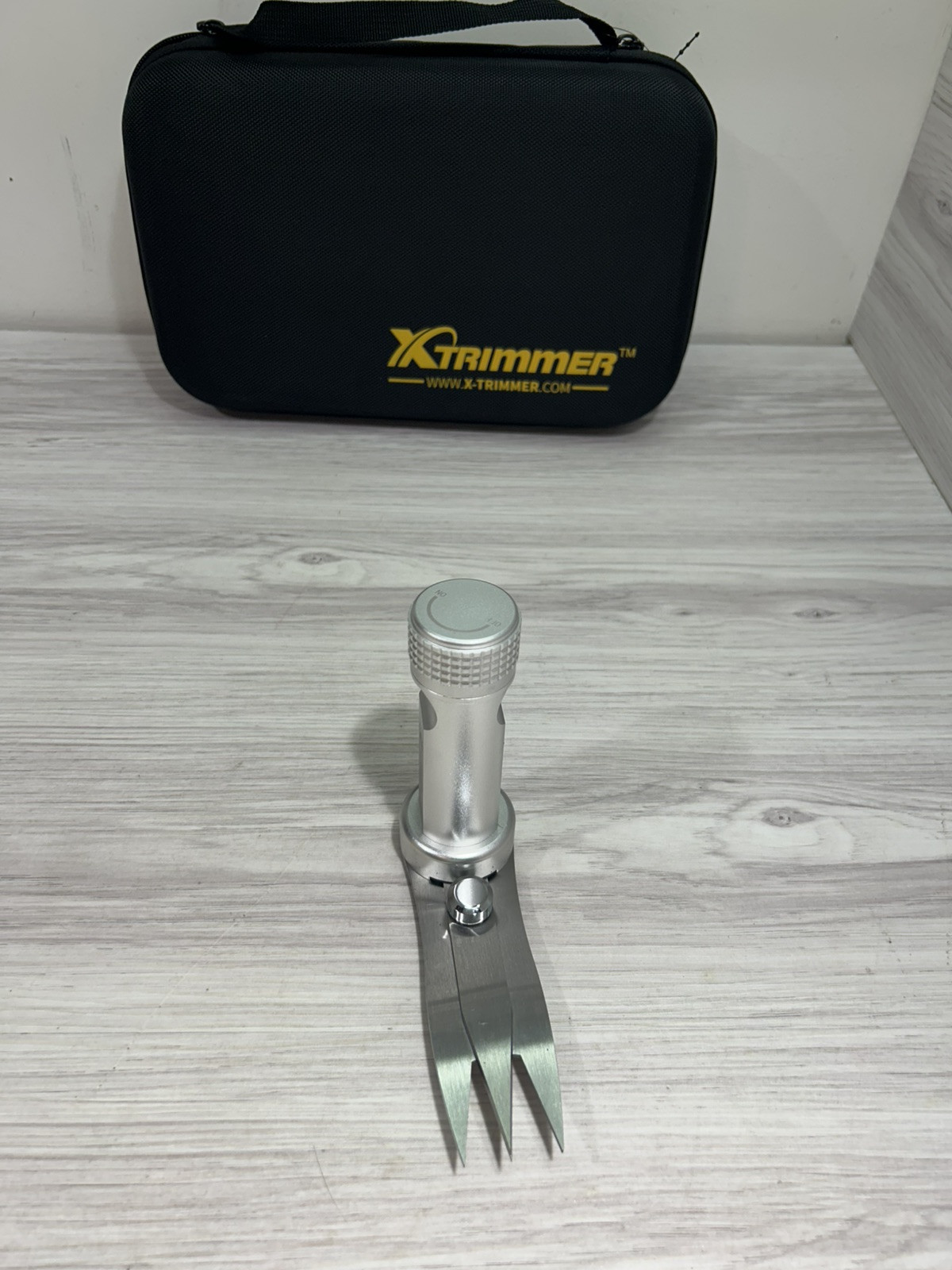 X-Trimmer - Wireless Electric Bud Trimmer Scissors, Wet or Dry Hydroponic Plants