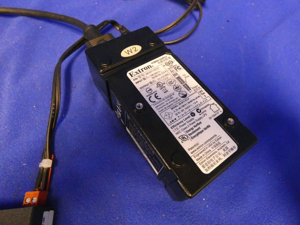 Extron USB Extender Plus R, Extron USB Extender Plus T, 2 Extron Power Supplies