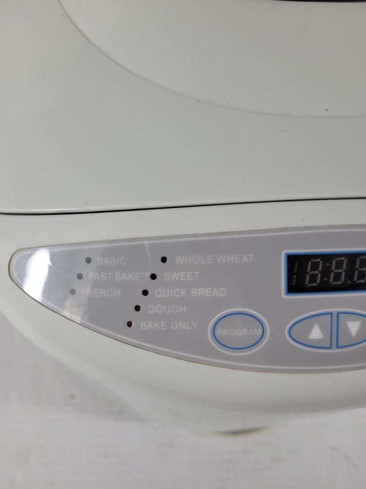 Toastmaster Automatic Bread Maker Machine – Model TBR15 - Tested Working