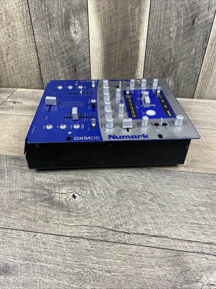 Numark DXM06 24Bit Digital DJ Scratch Mixer + Effects - Used⚠️read⚠️