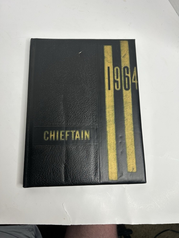 1964 Lared Kansas Chieftain High School yearbook