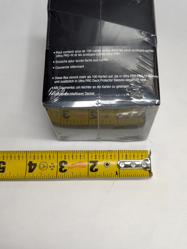 Ultra Pro Eclipse PRO 100+ Deck Box BLACK Locking Lid w/ 1 Card Divider
