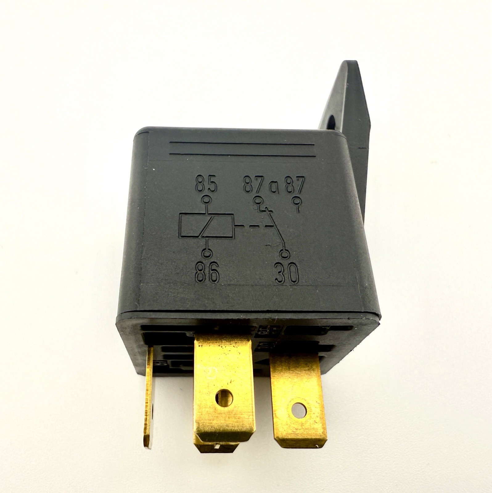 New Bosch 12V 20/30A RELAY 0 332 209 150 5-Pin Single -Made In Germany-