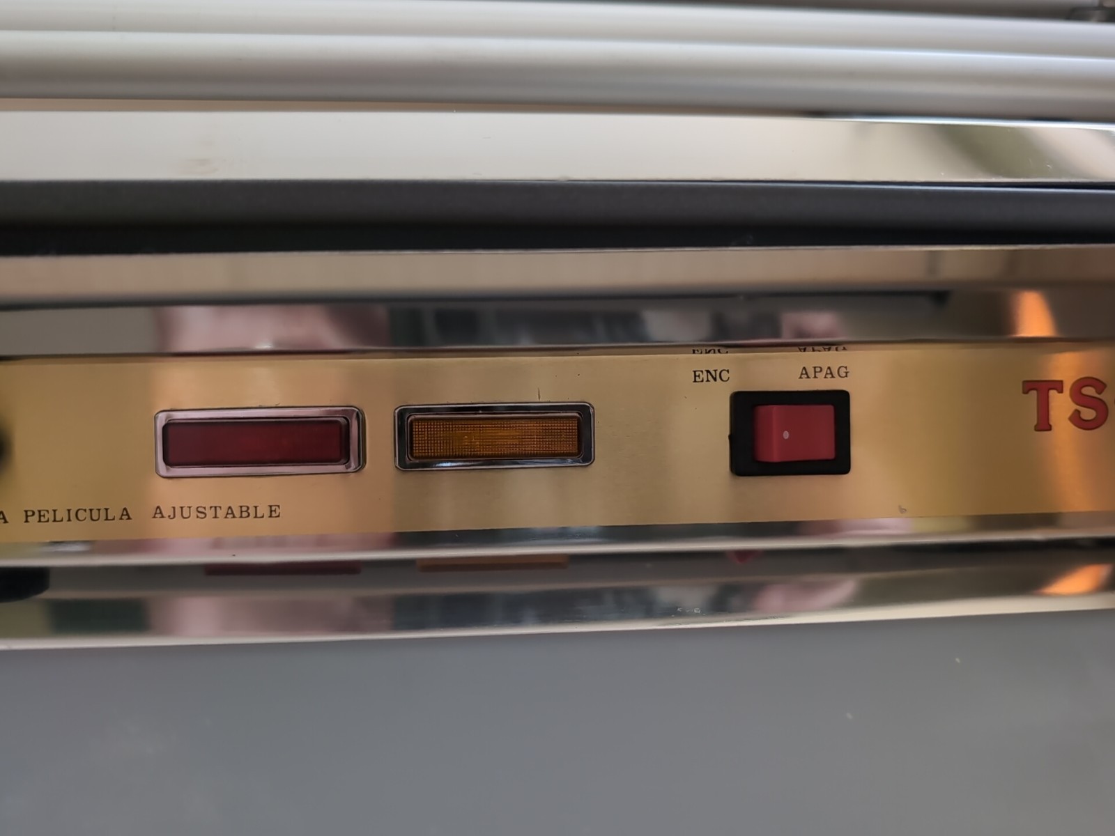 Torrey 20 Inch / 500 mm Hand Wrapping Machine Film Wrapper for Food Pack