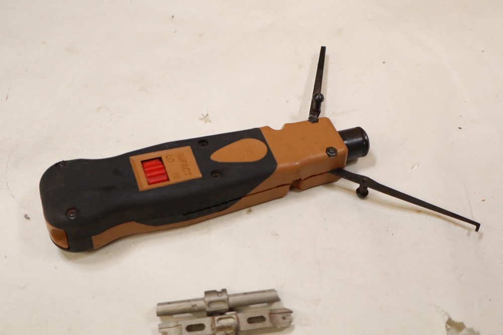 Southwire PDTP Professional Impact Punchdown Tool RM
