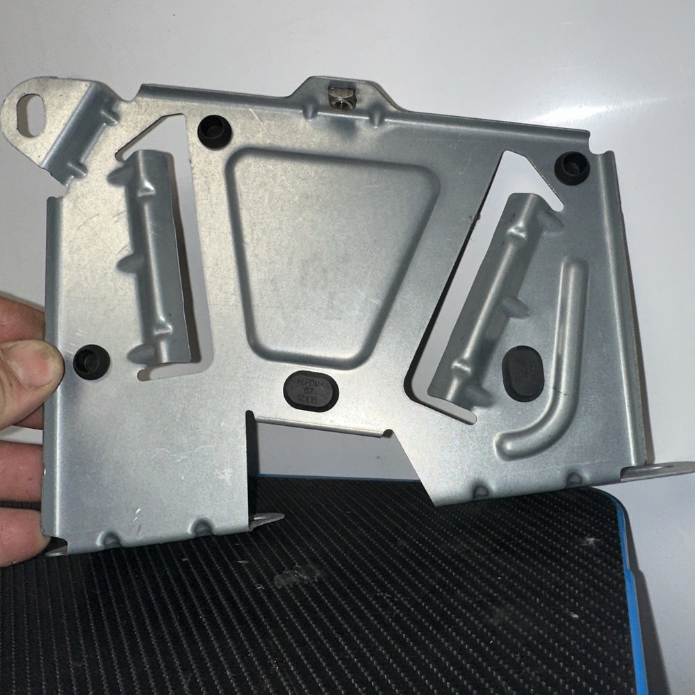 Harman Kardon Becker Mini Cooper S R56 Controller Amplifier 2011 bracket