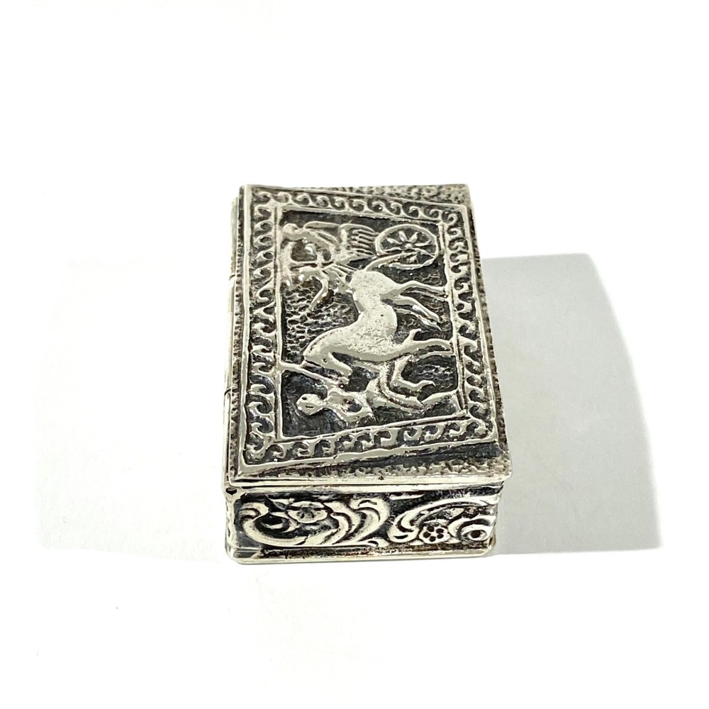 Vintage Solid Silver Italian Pillbox , Hallmarked with ancient romans scene