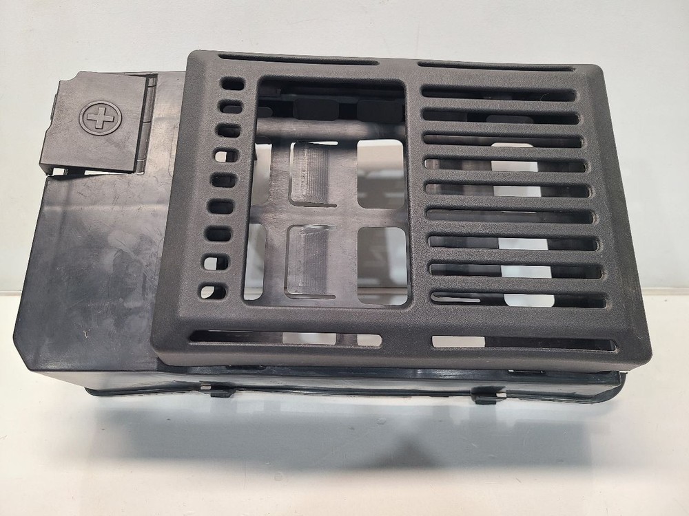 2010-12 Cadillac SRX (3.0L / AT) Engine Control Module Bracket ONLY