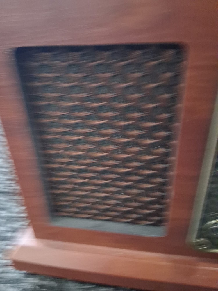 Interactive Technologies Record Player, Compact Disc, Radio and Cassette Player