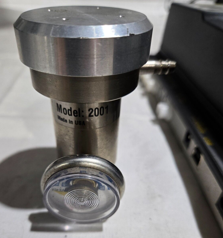 BW MicroDock II System w / Regulator GasAlert Micro 5 Docking station Surplus