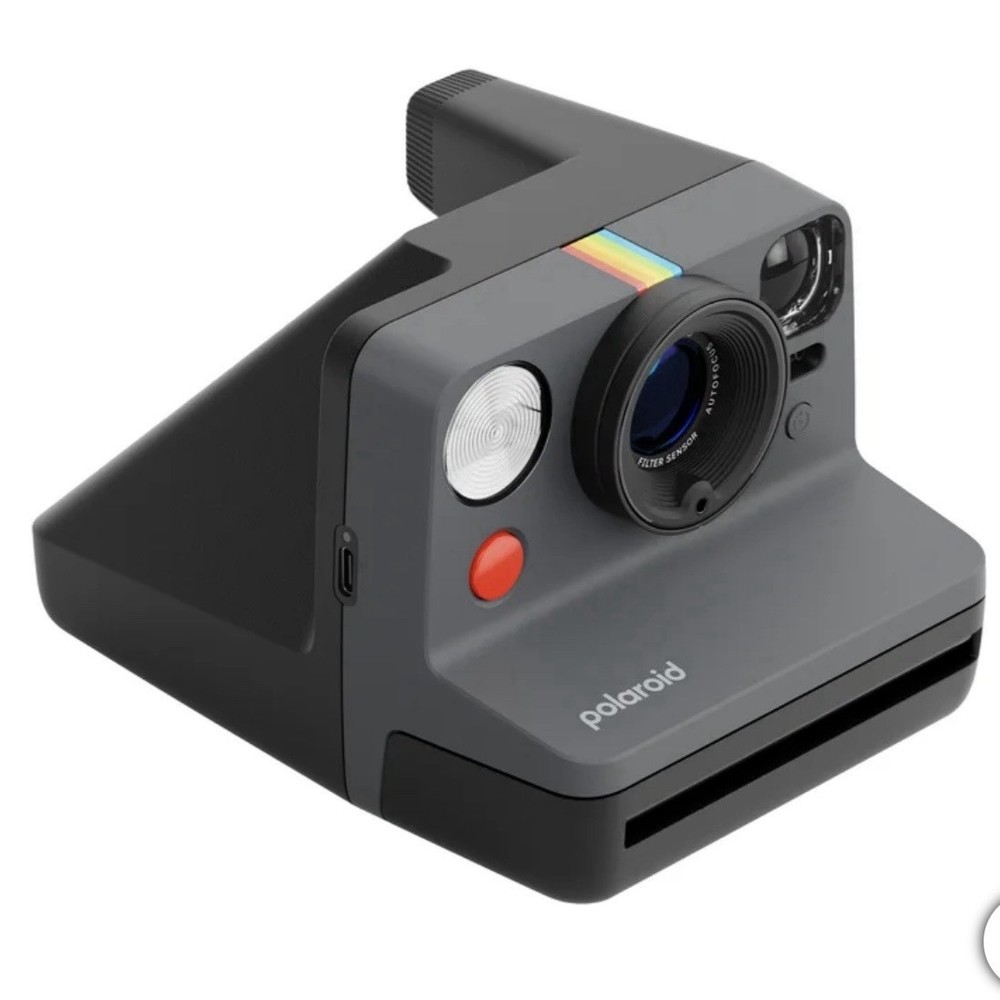 NEW Polaroid Now Generation 3 Instant Camera BUNDLE (Black)