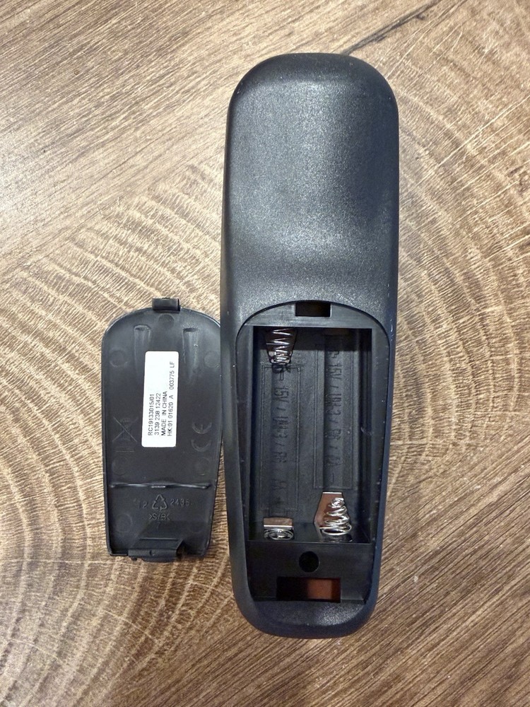 YAMAHA - Remote Control - DVD12 - DVC6860BL - GENUINE