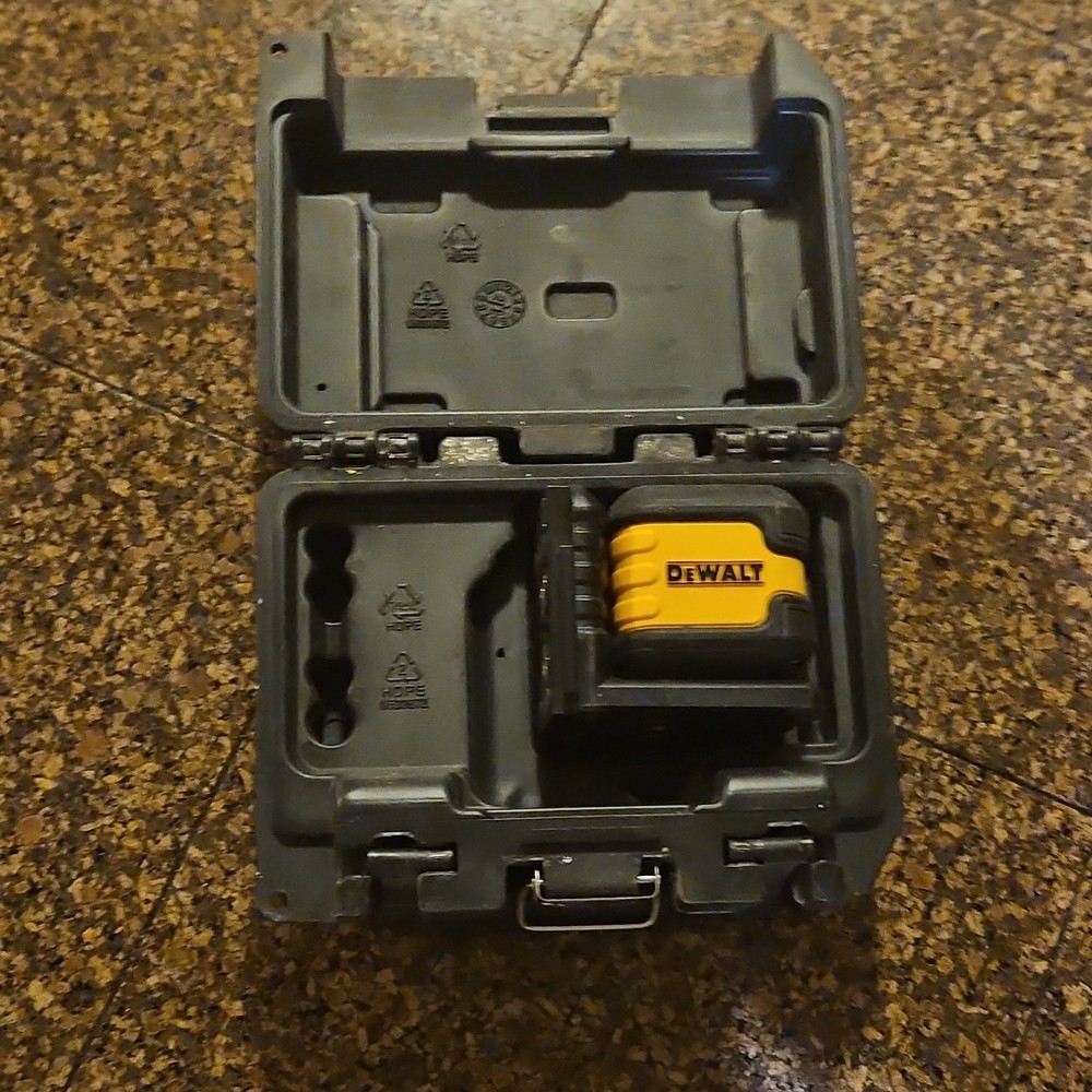 DEWALT Cross-Line Laser Level Yellow Black with Case