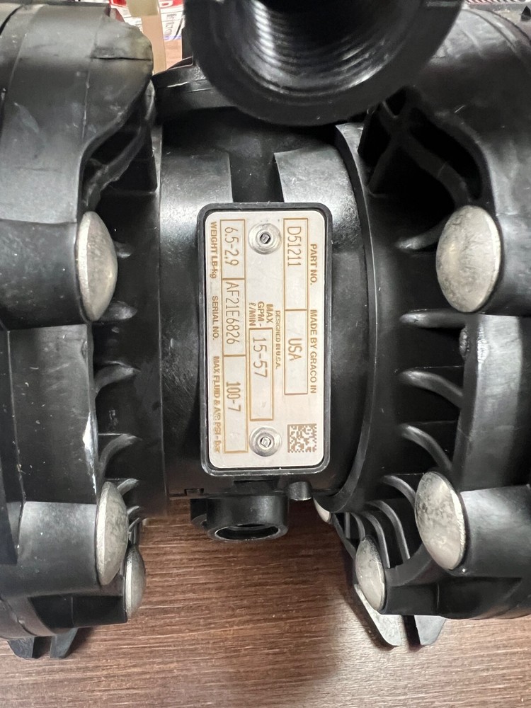 Graco PUMP D51211 HUSKY 515 * NEW *