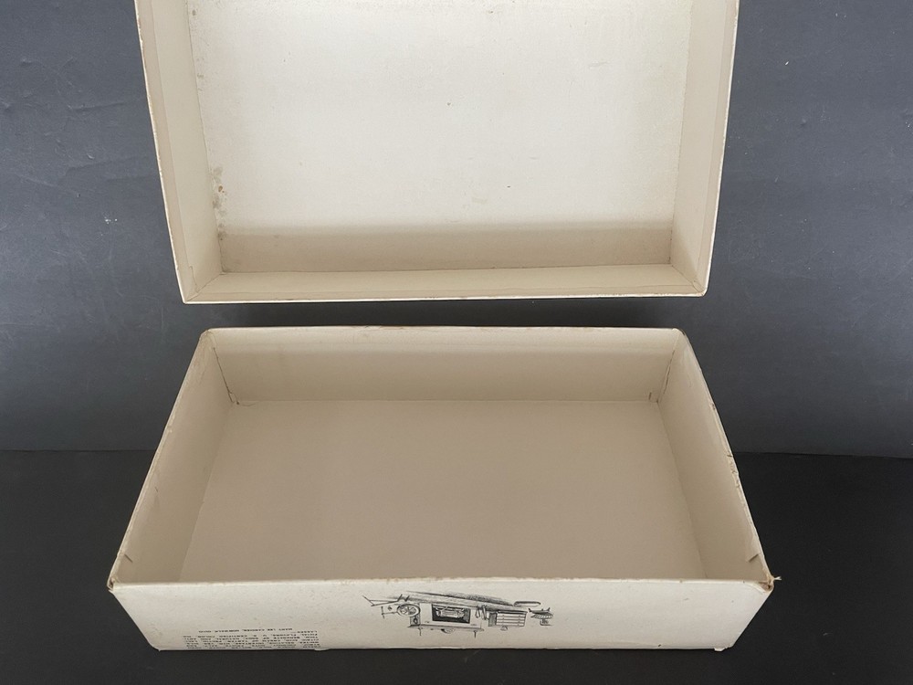 Mary Lee Old Time Candies box vintage empty