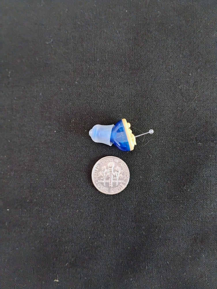 PAIR MINI DIGITAL IN EAR CIC HEARING Amplifier 3 PROGRAMS & NOISE REDUCTION