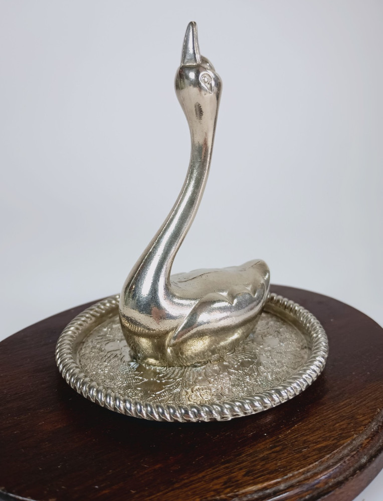 Vintage Silverplated Swan Ring Holder Jewelry Tray.