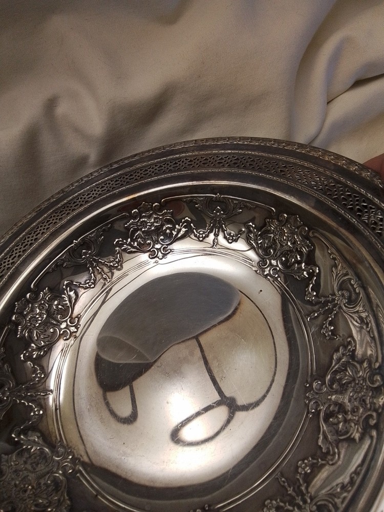 Vintage International Silver Co Silverplated 8" Bowl With Pierced Rim