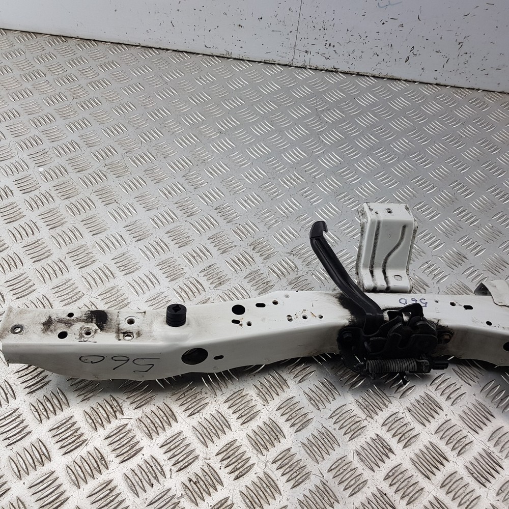 TOYOTO VERSO SLAM PANEL UPPER BONNET LOCK 2013 MK2