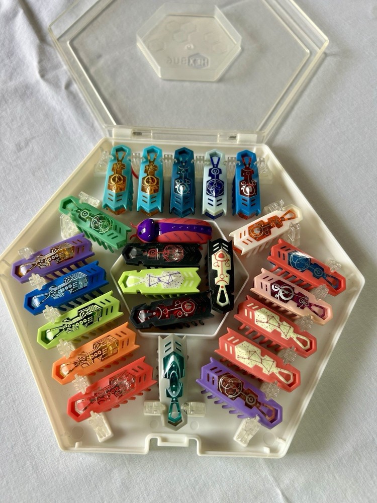 Hexbug Nano Lot Of 23 With Case