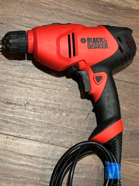 Black & Decker DR202 5 Amp 3/8-Inch Drill with Keyless Chuck & Level Tested