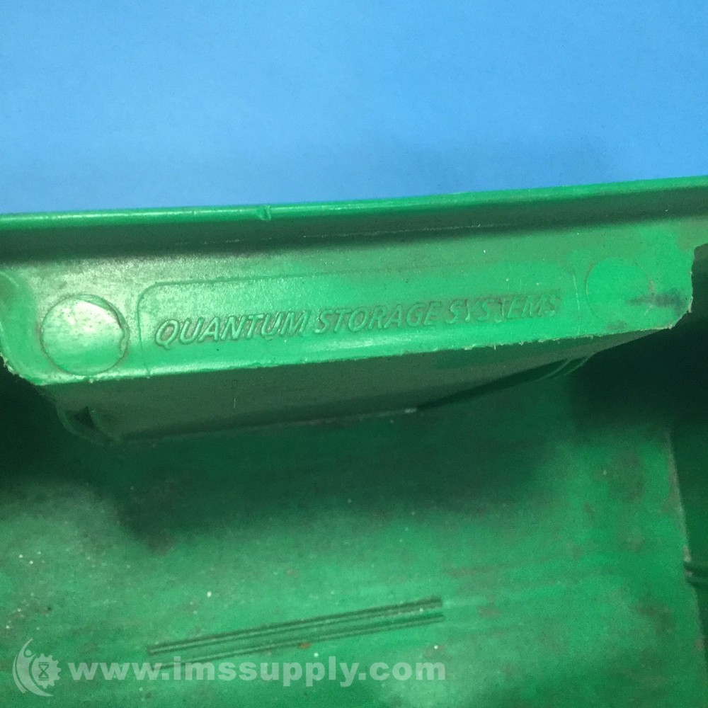 Quantum Storage Systems QUS230 Green Ultra Stack and Hang Bin USIP