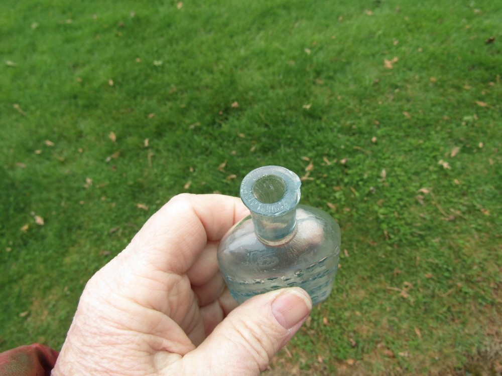 Bartlett's Liquid Blueing-H.A.Bartlett Co.- Philada.