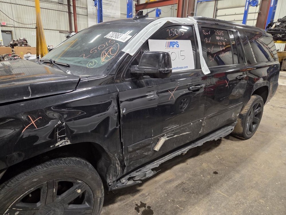 Fuse Box Engine Fits 15-20 ESCALADE 1539771