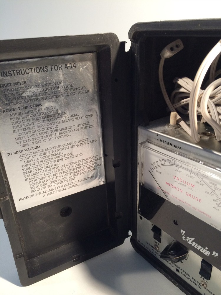 ANNIE Model A-14 Vacuum Analyzer