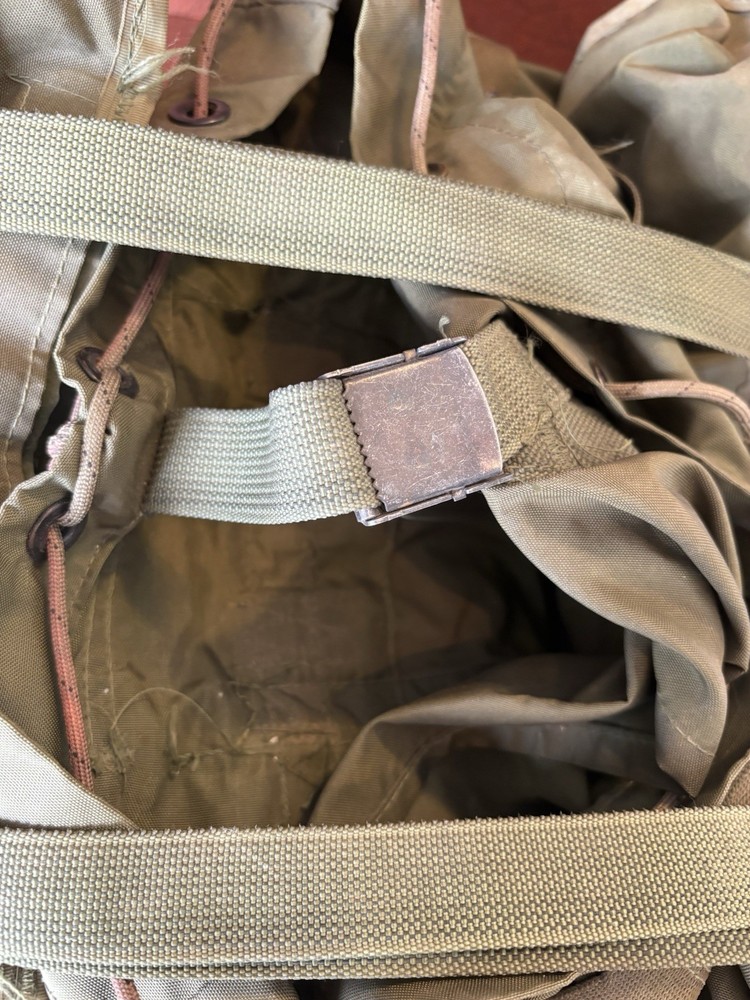 US Army Military Combat Field Pack Backpack With Frame Medium