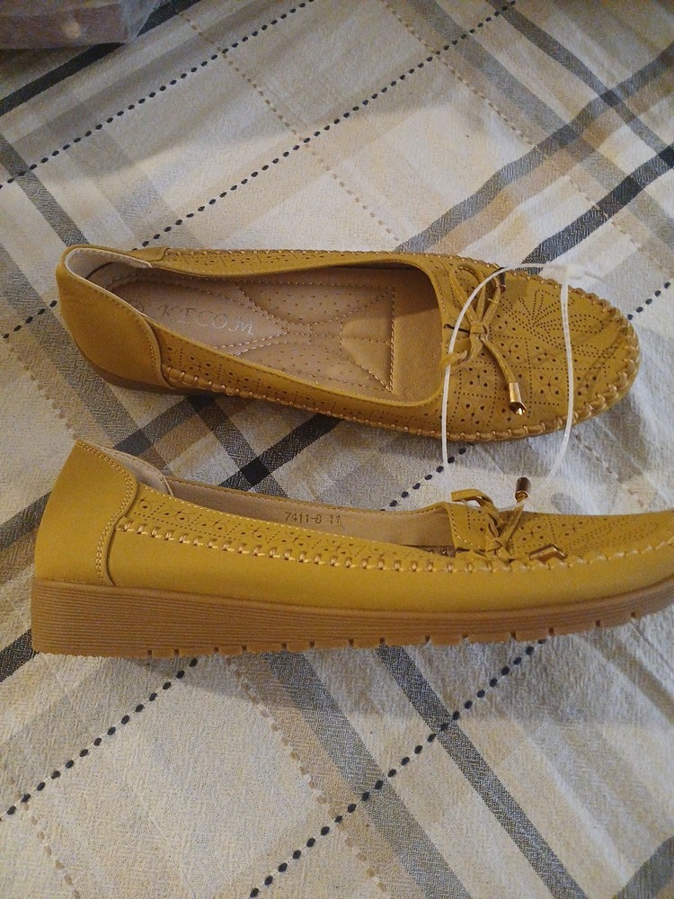 Bown Kecome Sanduls Size 11