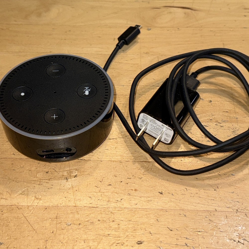 Amazon Echo Dot 2nd Generation Smart Speaker - Black (RS03QR) plus Adapter