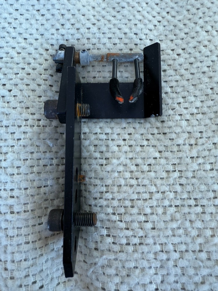 Dual Prong Archery Overdraw Rest