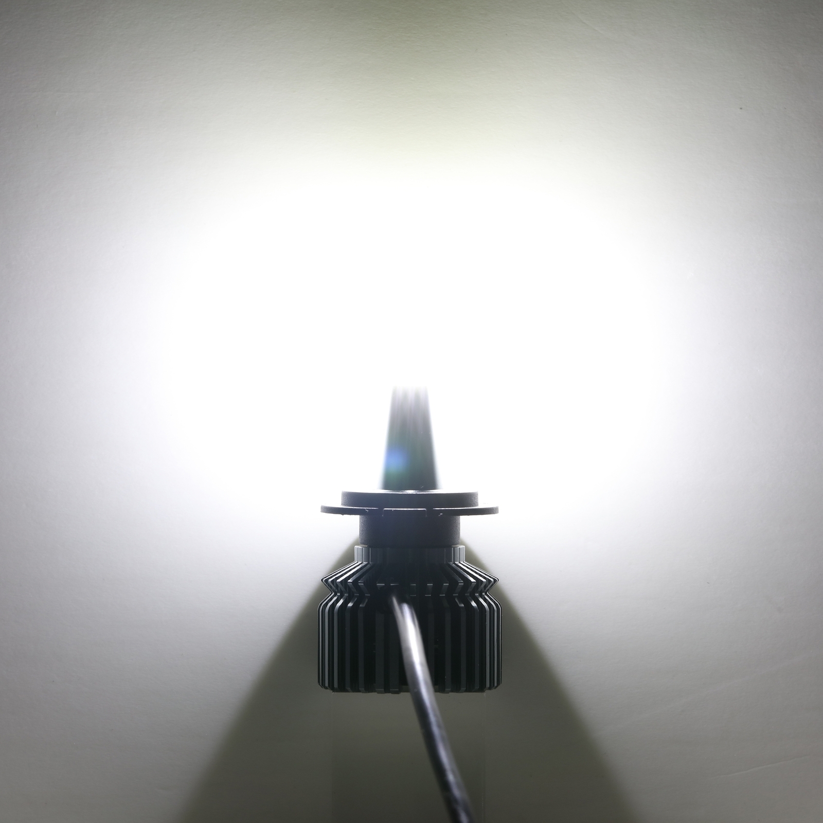 8-Sides H7 LED Headlight Bulb Kits 360° Low Beam White Super Bright 6500K 2400W