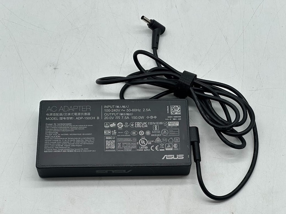 ASUS Triple Display USB Type-C Dock DC300